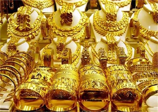 gold fell rs 1 400 and silver fell rs 3 000