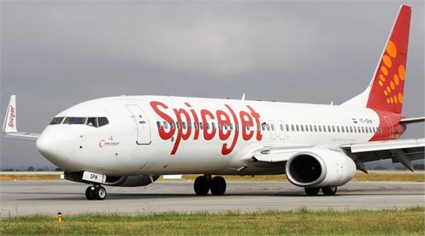 spicejet fined 10 000 in chandigarh
