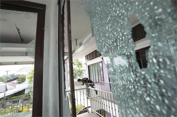 clashes continue in thailand cambodia ceasefire ineffective