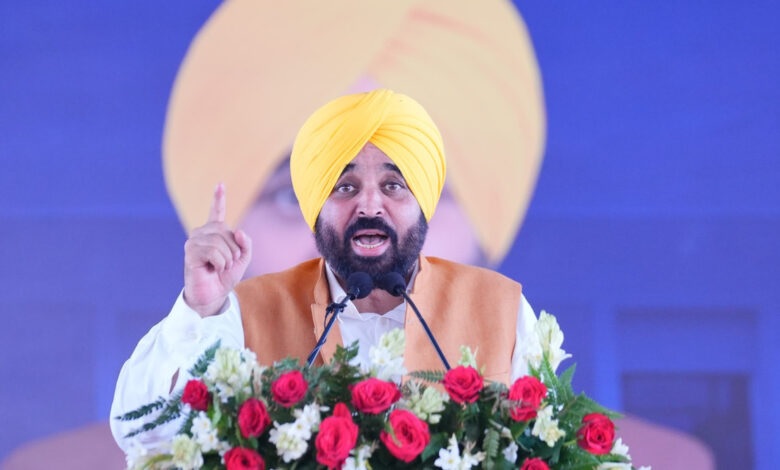 ਮਾਨ ਸਰਕਾਰ ਨੇ ਲਿਆ ਇਤਿਹਾਸਕ ਫੈਸਲਾ! 1 ਅਗਸਤ ਤੋਂ ਪੰਜਾਬ ਦੇ ਸਾਰੇ ਸਕੂਲਾਂ ''ਚ...