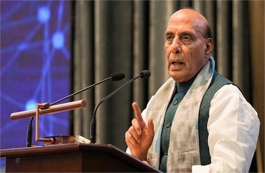 ''ਅੱਜ ਦੇ ਯੁੱਗ ''ਚ ਜੰਗ ਸਿਰਫ ਗੋਲੀਆਂ ਨਾਲ ਨਹੀਂ...'', ਰਾਜਨਾਥ ਸਿੰਘ ਦਾ ਵੱਡਾ ਬਿਆਨ