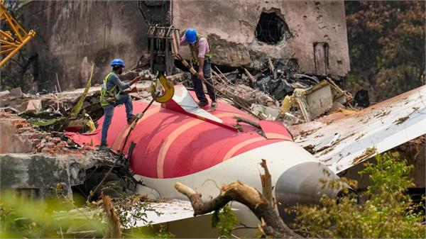ahmedabad air india plane crash survivor manisha kachhadiya