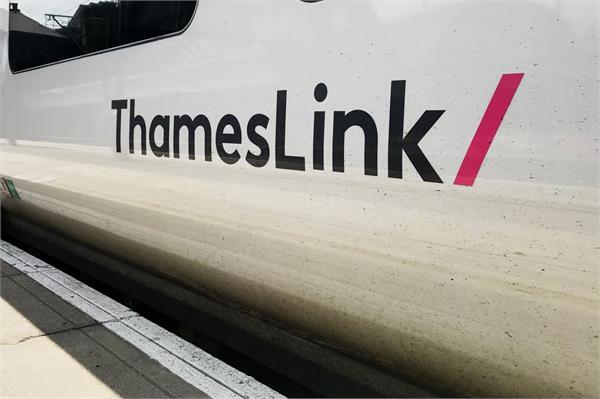 man arrested after teenage girl raped in toilet on thameslink train