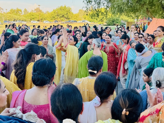 ਫਰਿਜ਼ਨੋ ਵਿਖੇ ਤੀਆਂ ਦੇ ਮੇਲੇ ਦੌਰਾਨ ਲੱਗੀਆਂ ਖ਼ੂਬ ਰੌਣਕਾਂ