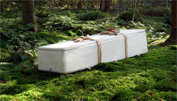 living coffin will digest the body in 45 days