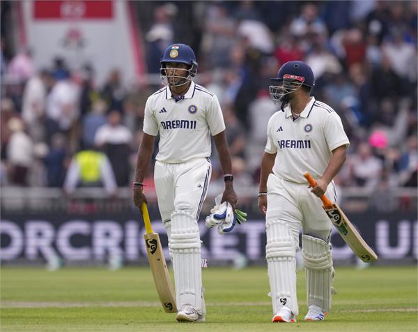 ind vs eng 4th test  india scored 264 runs for the loss of 4 wickets