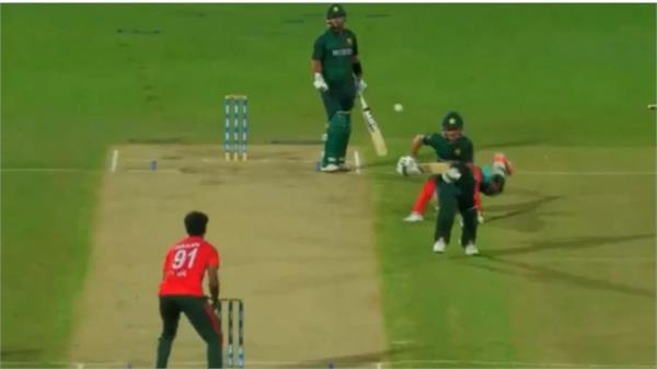 pakistan player loses his temper in the match throws bat in anger 