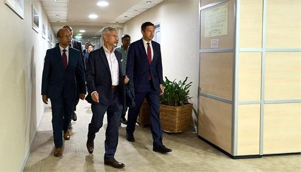 s jaishankar arrives in russia to strengthen partnership