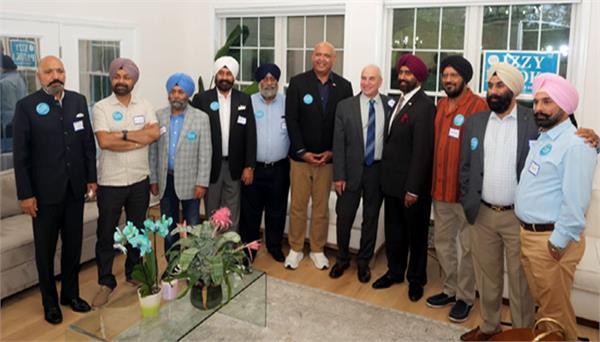 sikh muslim community gathers in large numbers in support of izzy patoka