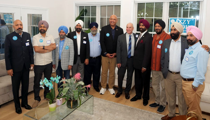 ਐਗਜ਼ੈਕਟਿਵ ਦੀ ਚੋਣ ਲੜ ਰਹੇ ਇਜ਼ੀ ਪਾਟੋਕਾ ਦੇ ਹੱਕ ''ਚ ਵੱਡੀ ਗਿਣਤੀ ''ਚ ਇਕੱਠੇ ਹੋਏ ਸਿੱਖ-ਮੁਸਲਮਾਨ ਭਾਈਚਾਰੇ ਦੇ ਲੋਕ