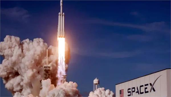 pixxel and dhruva space launch satellite on spacex rocket