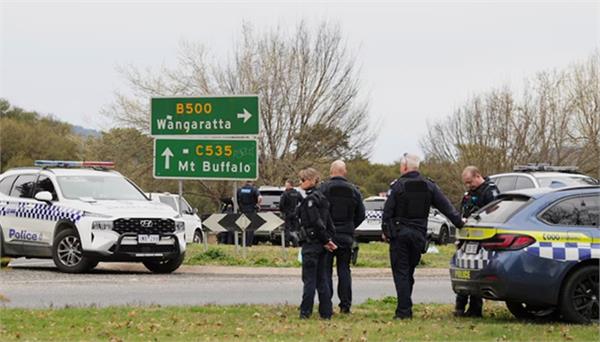 shooting in australia  2 police officers killed
