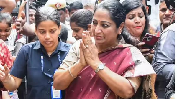attack on delhi chief minister     need to improve security arrangements