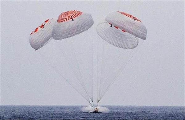 4 astronauts return to earth after spending 5 months on iss