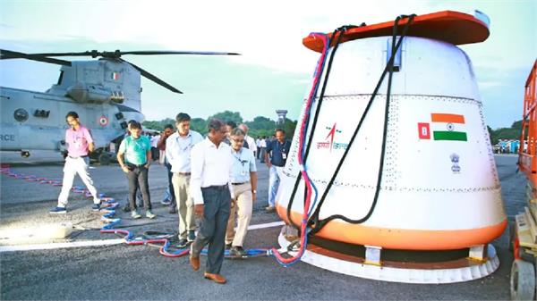 isro s first air test for parachute successful