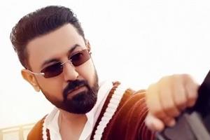 punjabi sensation gippy grewal  s new smashing song   camera   released