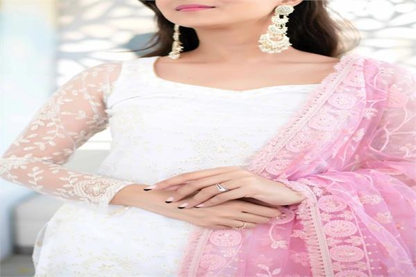 summer young woman pink white combination suit