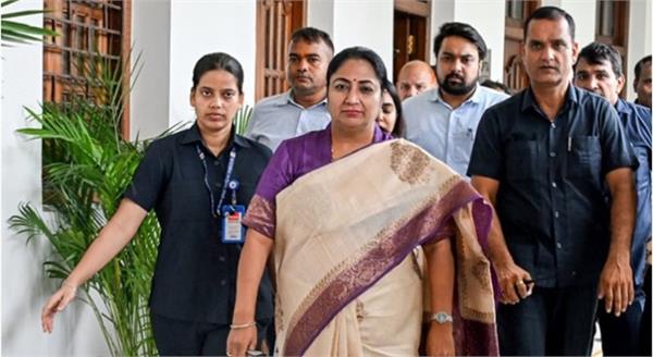 centre provides   z   category security to rekha gupta