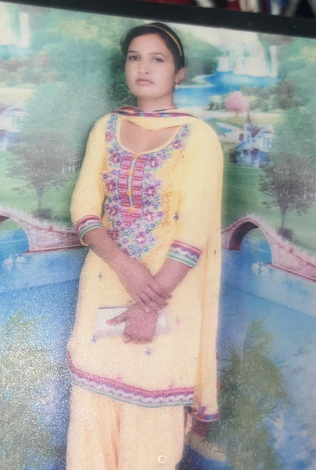 ਅਪਰ ਬਾਰੀ ਦੁਆਬ ਨਹਿਰ ''ਚ ਔਰਤ ਨੇ ਮਾਰੀ ਛਾਲ, ਹੋਈ ਮੌਤ