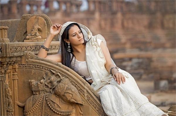 kajal vasisht is back in cinema with   bhale padharya  