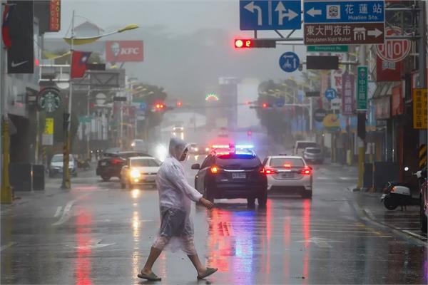 heavy rain continues in japanese prefectures along sea of japan