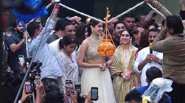 janhvi kapoor reacts trolling over bharat mata ki jai chant dahi handi event