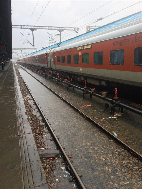 jammu route trains affected  vaishno devi vande bharat took 3 25 hours