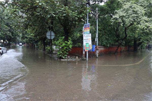 150 ml rain turns into disaster in jalandhar