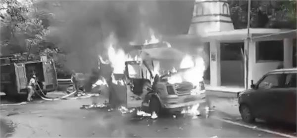 a major accident occurred with devotees going on mani mahesh  s pilgrimage