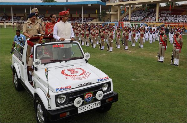 dc hoists tricolor full dress rehearsal jalandhar independence day