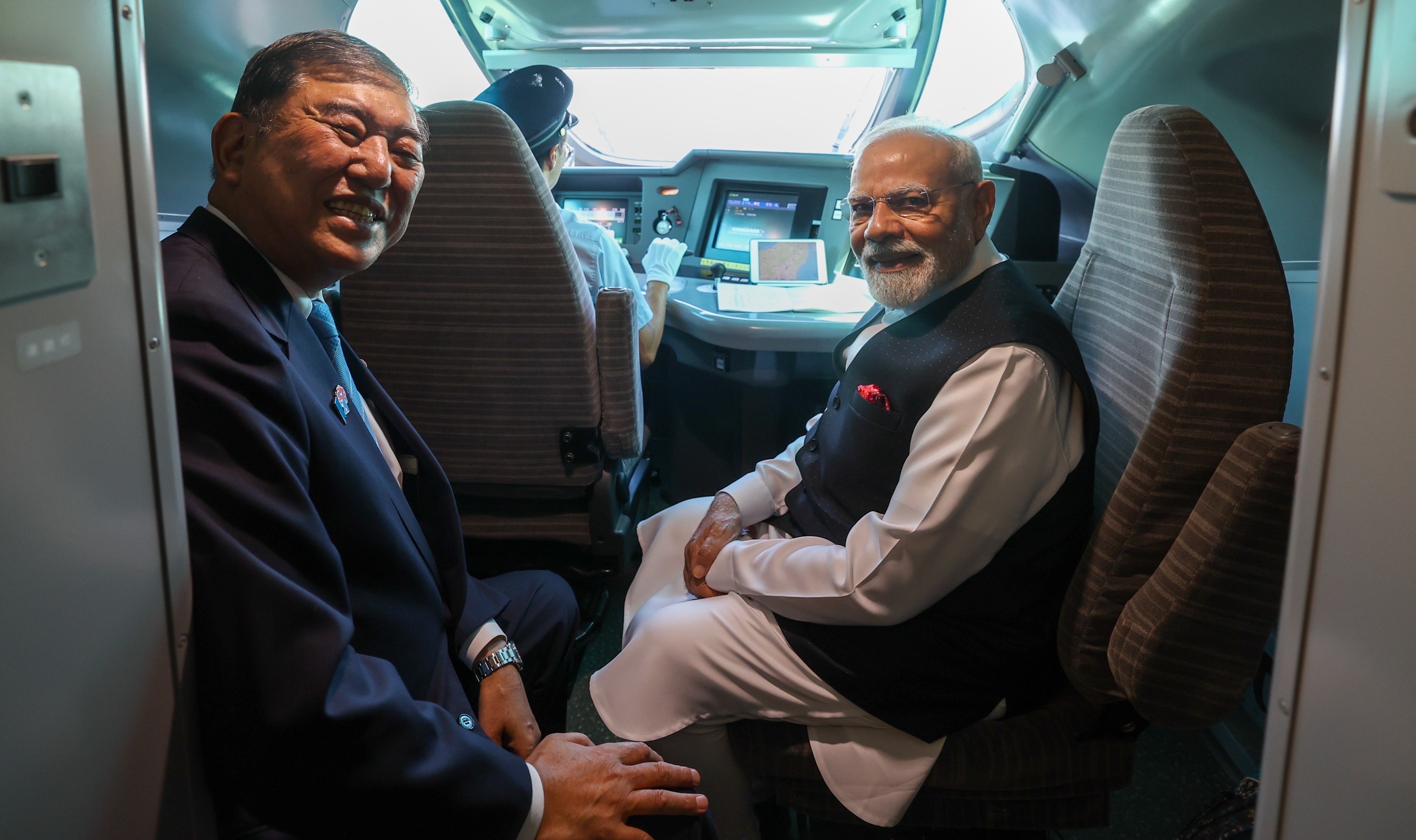 2 ਦਿਨਾ ਜਾਪਾਨ ਦੌਰੇ ਮਗਰੋਂ ਚੀਨ ਲਈ ਰਵਾਨਾ ਹੋਏ PM ਮੋਦੀ, SCO ਸੰਮੇਲਨ ''ਚ ਲੈਣਗੇ ਹਿੱਸਾ