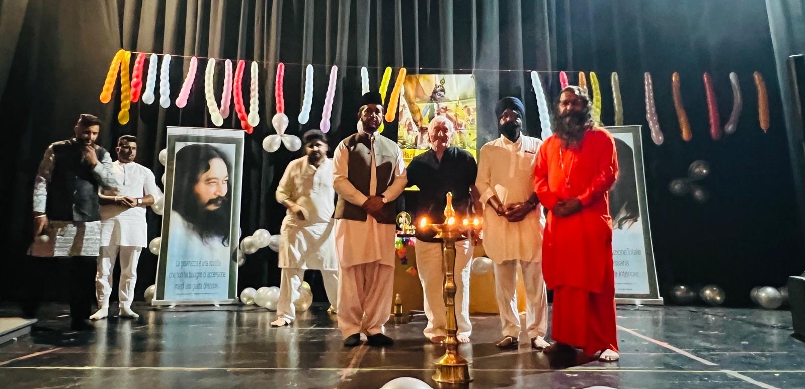 ਮਾਲਟਾ ਦੀ ਰਾਜਧਾਨੀ ਵਾਲੇਟਾ ''ਚ ਲੱਗੀਆਂ ਸ਼੍ਰੀ ਕ੍ਰਿਸ਼ਨ ਜਨਮ ਅਸ਼ਟਮੀ ਦੀਆਂ ਰੌਣਕਾਂ