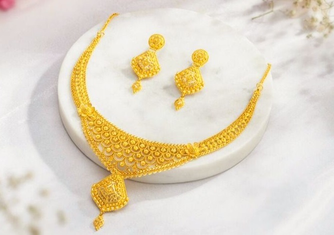 ਖੁਸ਼ਖਬਰੀ! ਸੋਨਾ ਹੋ ਗਿਆ ਸਸਤਾ ! ਜਾਣੋ 10 ਗ੍ਰਾਮ 24 ਕੈਰੇਟ Gold ਦੀ ਨਵੀਂ ਕੀਮਤ