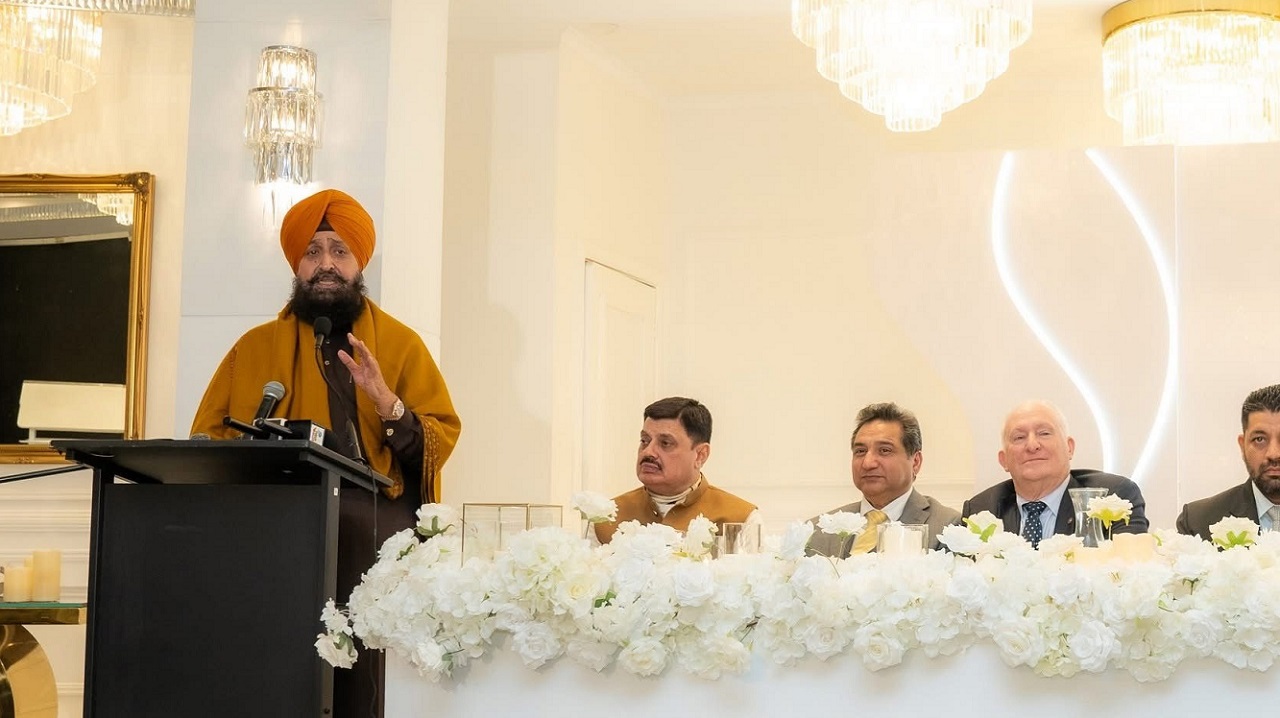 ਮੈਲਬੌਰਨ ''ਚ ਪ੍ਰਤਾਪ ਸਿੰਘ ਬਾਜਵਾ ਸਮਾਗਮ ''ਚ ਹੋਏ ਸ਼ਾਮਲ, ਰੱਖੇ ਆਪਣੇ ਵਿਚਾਰ