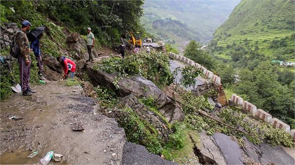 woman who went missing after landslide uttarakhand minister