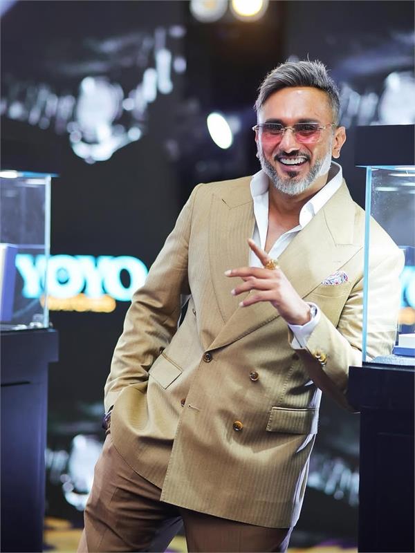 yo yo honey singh s songs face heat at filmfare punjab awards