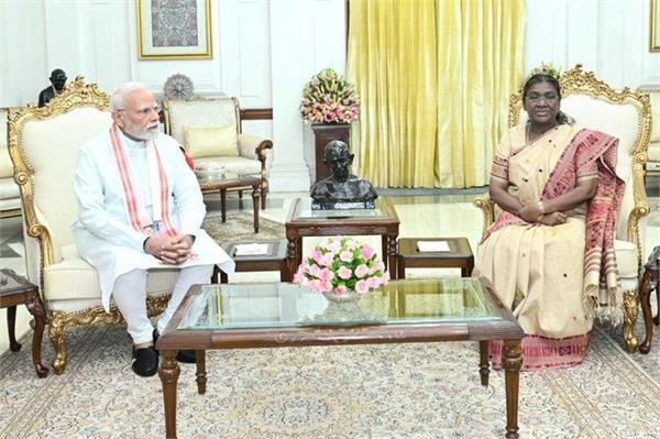 pm modi meets president murmu