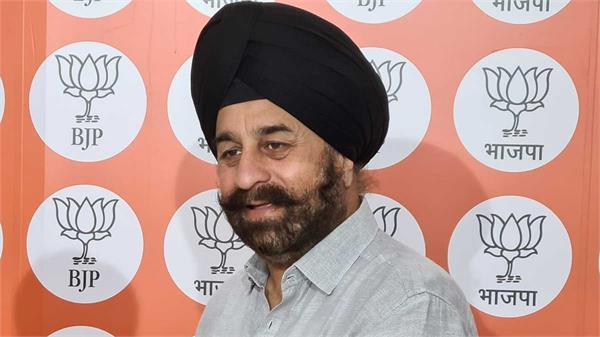 case of stopping sarpanch from red fort ceremony