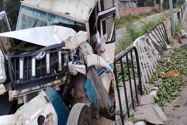 pickup driver dies in horrific accident
