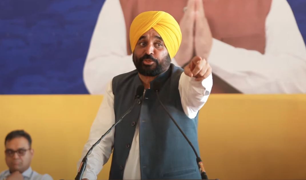 ਮੁੱਖ ਮੰਤਰੀ ਮਾਨ ਦਾ ਵੱਡਾ ਬਿਆਨ! ਪੰਜਾਬ ਕਾਂਗਰਸ ਦੇ 3 ਅਤੇ ਭਾਜਪਾ ਦੇ 2 ਵੱਡੇ ਲੀਡਰ...