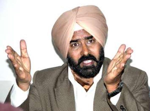 pargat singh said punjab farmers subsidised urea is disappearing in factories