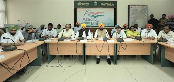 cabinet minister press conference