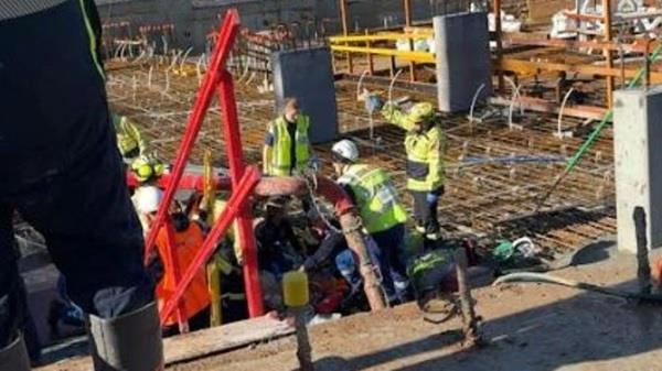 1 dead  1 critical after workplace incident at sydney construction site