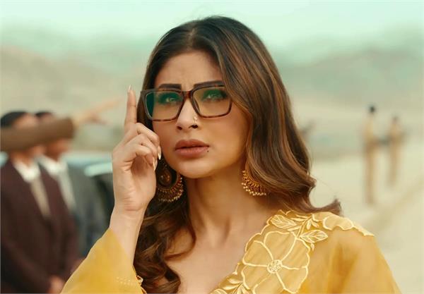 mouni roy to be seen in spy thriller   salakaar  