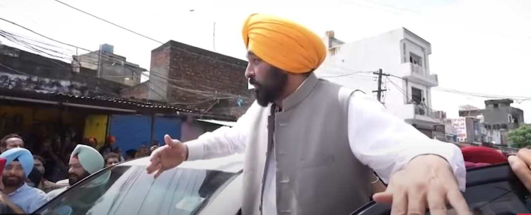 ਹੜ੍ਹ ਪੀੜਤਾਂ ਦੀ ਮਦਦ ਲਈ CM ਮਾਨ ਨੇ ਦਿੱਤਾ ਆਪਣਾ ਹੈਲੀਕਪਟਰ