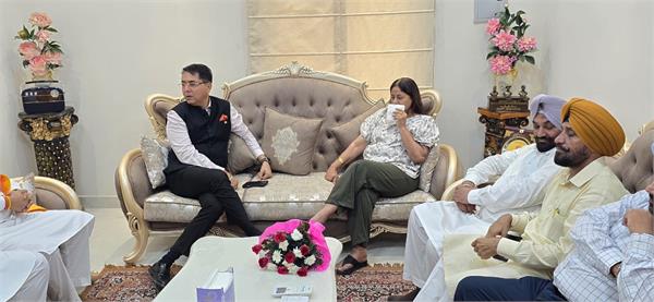 aman arora china