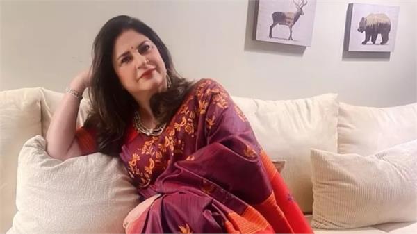 kunickaa sadanand emotional remembering struggle in bigg boss19