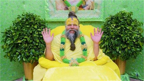 by commenting on premanand ji maharaj this famous actor
