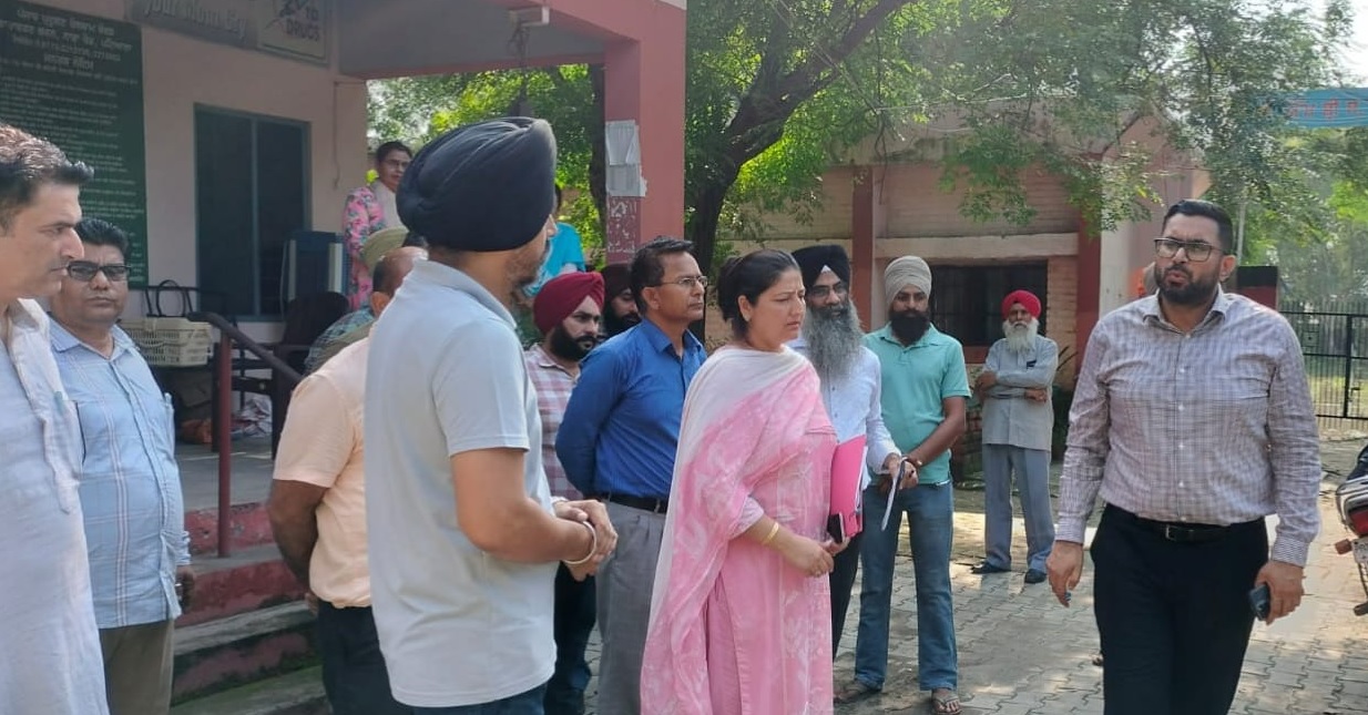 2000 ਤੋਂ ਵੱਧ ਵਿਅਕਤੀਆਂ ਨੂੰ ਹੜ੍ਹ ਪ੍ਰਭਾਵਿਤ ਇਲਾਕਿਆਂ ਵਿੱਚੋਂ ਸੁਰੱਖਿਅਤ ਬਾਹਰ ਕੱਢਿਆ : ਡਿਪਟੀ ਕਮਿਸ਼ਨਰ