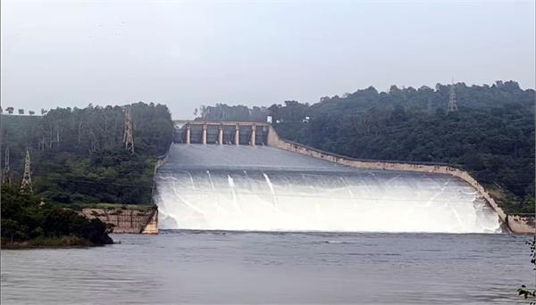 water released from pong dam